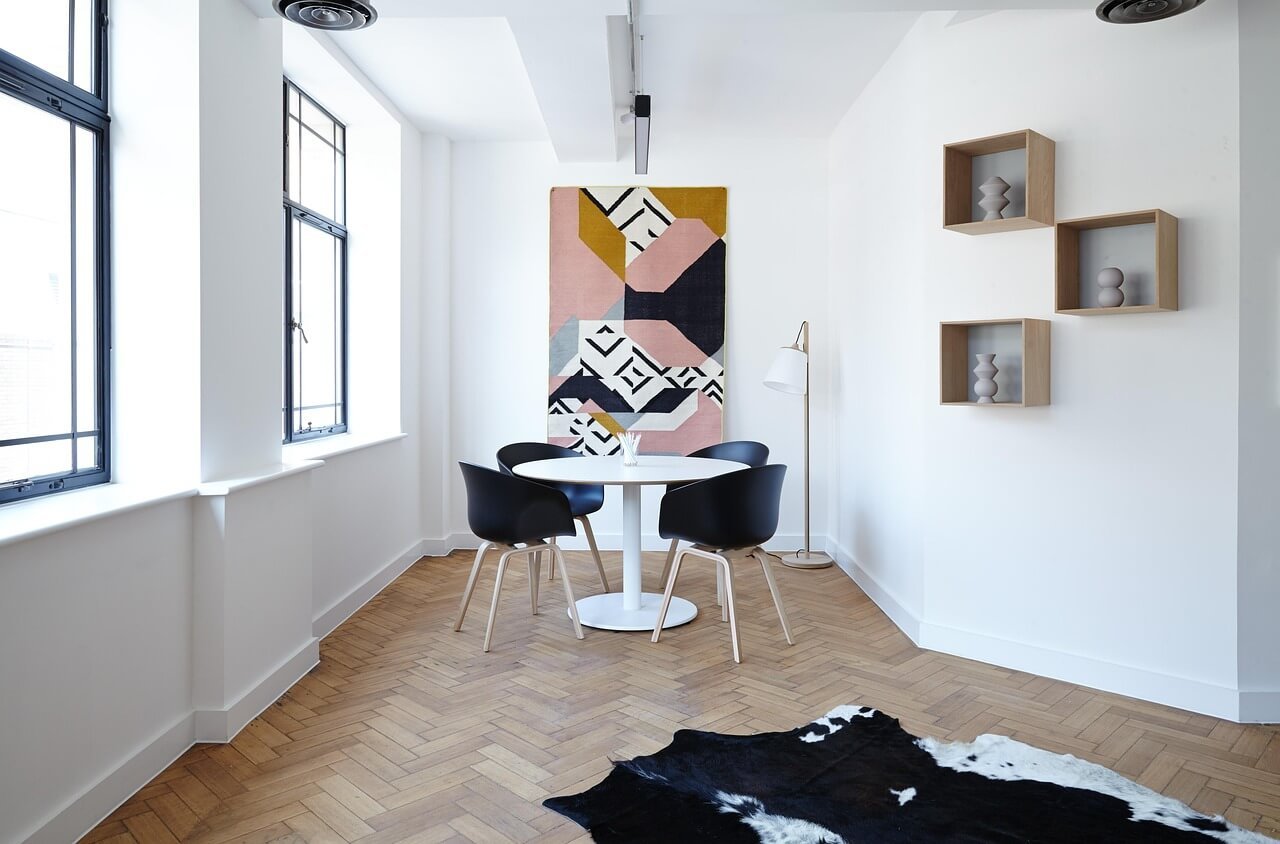 Decluttered Corner in Declutter blog 